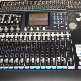 Prodam Tascam DM 24