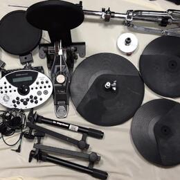 E Drum set Millenium MPS 600 - bez rampy a snare Sleva!