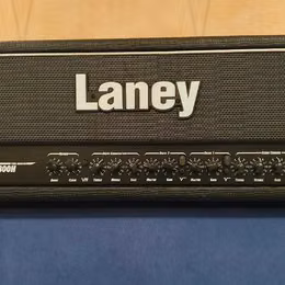 Laney LV300H - hybridn&iacute; zesilovač