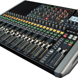 Allen Heath SQ-5 digitalni mix nebo Soundcraft SI Performer