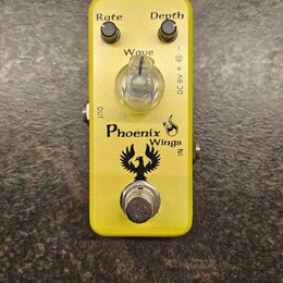 Movall Phoenix Wings Tremolo – vintage vibe & pulzující zvuk