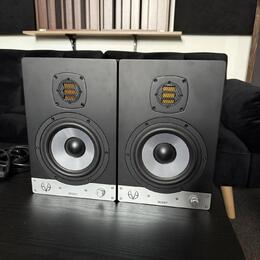 EVE SC207 studiové monitory