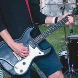 Harley Benton MR Modern (Mosrite)
