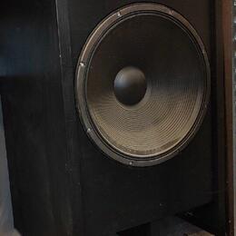 P: kopie Subwoofer MT18 sub