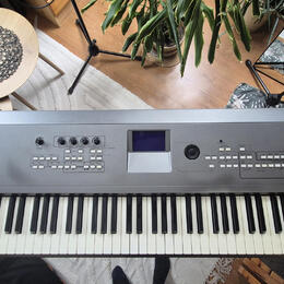 YAMAHA MM8 88kláves Workstation synthezator+Yamaha QS300 