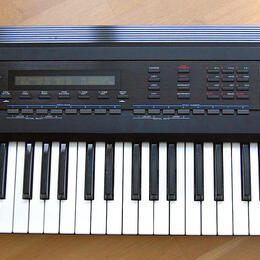 Roland D-50