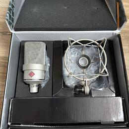 Neumann TLM 103