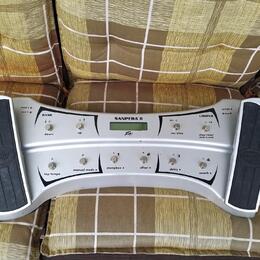PEAVEY SANPERA 2 SLAPKA NA OVLADANI EFEKTU