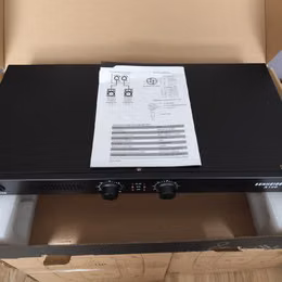 Prod&aacute;m  zesilovač 2x150w 8ohm nebo 2x200w 4ohm
