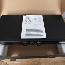 Prodám  zesilovač 2x150w 8ohm nebo 2x200w 4ohm