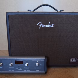 KOMBO pro akustiku Fender Acoustic Junior GO + ped&aacute;l
