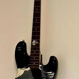 Fender Squier Frank Bello Jazz Bass