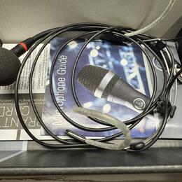 AKG C555L