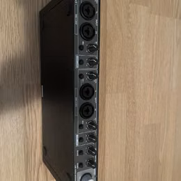 Roland Rubix 44