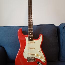  Fender DE Player II Stratocaster RW FRD