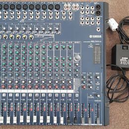 Mix.pult YAMAHA MG166 CX 