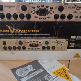 V Amp pro Bass