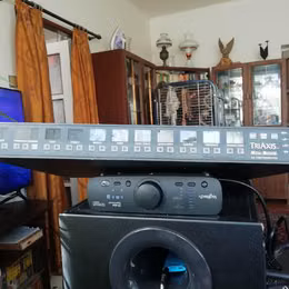 Mesa/Boogie Triaxis v2