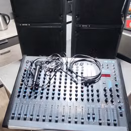 Repro sestava Zeck 600w + Zeck mixzesilovač PD 12-16