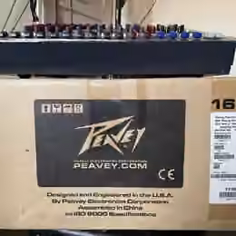 Mixpult Peavey 16in, 8 out s efekty