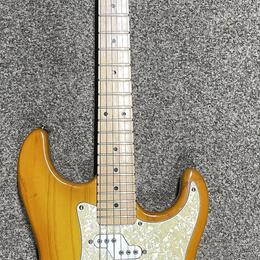 G&L USA FULLERTON DELUXE COMANCHE - POUZE PRODEJ