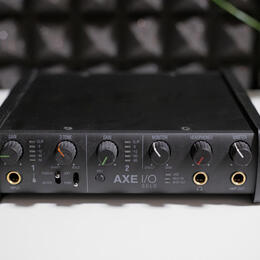 USB zvuková karta IK Multimedia AXE I/O SOLO