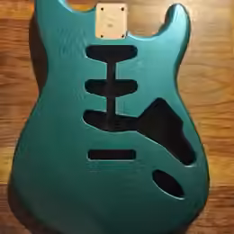 tělo Stratocaster SLEVA    2.700,-