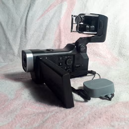 kamera ZOOM Q8 &ndash; Kompletn&iacute; balen&iacute;, nov&aacute; baterie, top stav