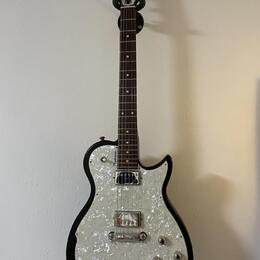 Godin Radiator (Rezervováno)
