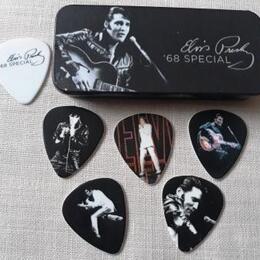 Prodám sadu trsátek " Elvis Presley ´68 Special"