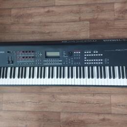 Yamaha MOXF8