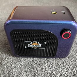 Cestovní domácí kombo Mooer hornet 05i,Bluetooth reproduktor
