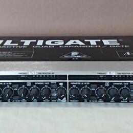 Behringer XR4400 MULTIGATE