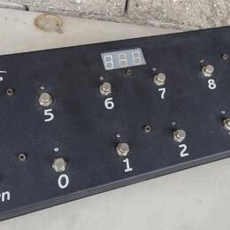 Prodám Diezel Columbus MIDI kontroler