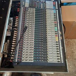 Soundcraft GB4 24 CH