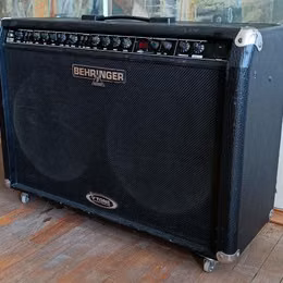 Kytarov&eacute; kombo Behringer V-tone gmx1200H