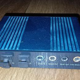 externí zvuková karta (často označovaná jako USB Sound Box n