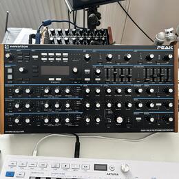 Novation Peak Perfect Condition