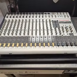 Phonic K16