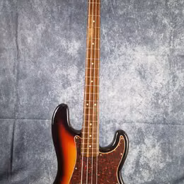 Koup&iacute;m Fender PB 62 Precision Bass Reissue MIJ