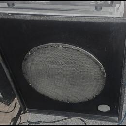 NoName Bass Box