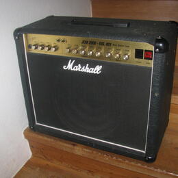 Marshall JCM 2000 DSL 401 Dual Super Lead 2-Channel 40w 