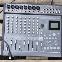 Mix pult Korg D888 - nahr&aacute;vac&iacute; studio