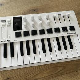 Arturia MiniLab 3