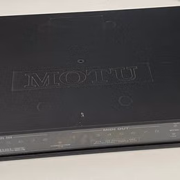 Prod&aacute;m Midi interface MOTU Midi express XT 8x8