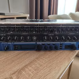 Lexicon MX 300 - DBX Compressor -Gate - Behringer -Gate 