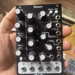 Qubit Electronix - Bloom v1