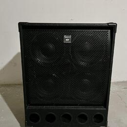 Baskytarový reprobox SECO 4x10 600W 8Ω