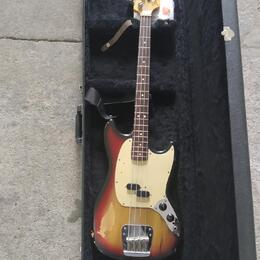 Fender Mustang Bass 1974