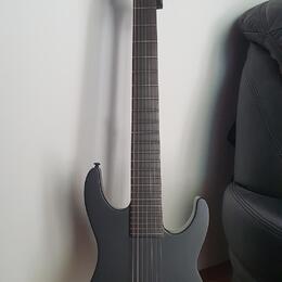 Nehraná barytonová 7strunka ESP LTD M-7HT Black Metal